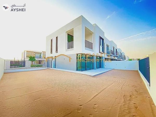 Elegant 4-Bedroom Corner Villa Orania| Prime Location | AED 200,000 Annual Rent