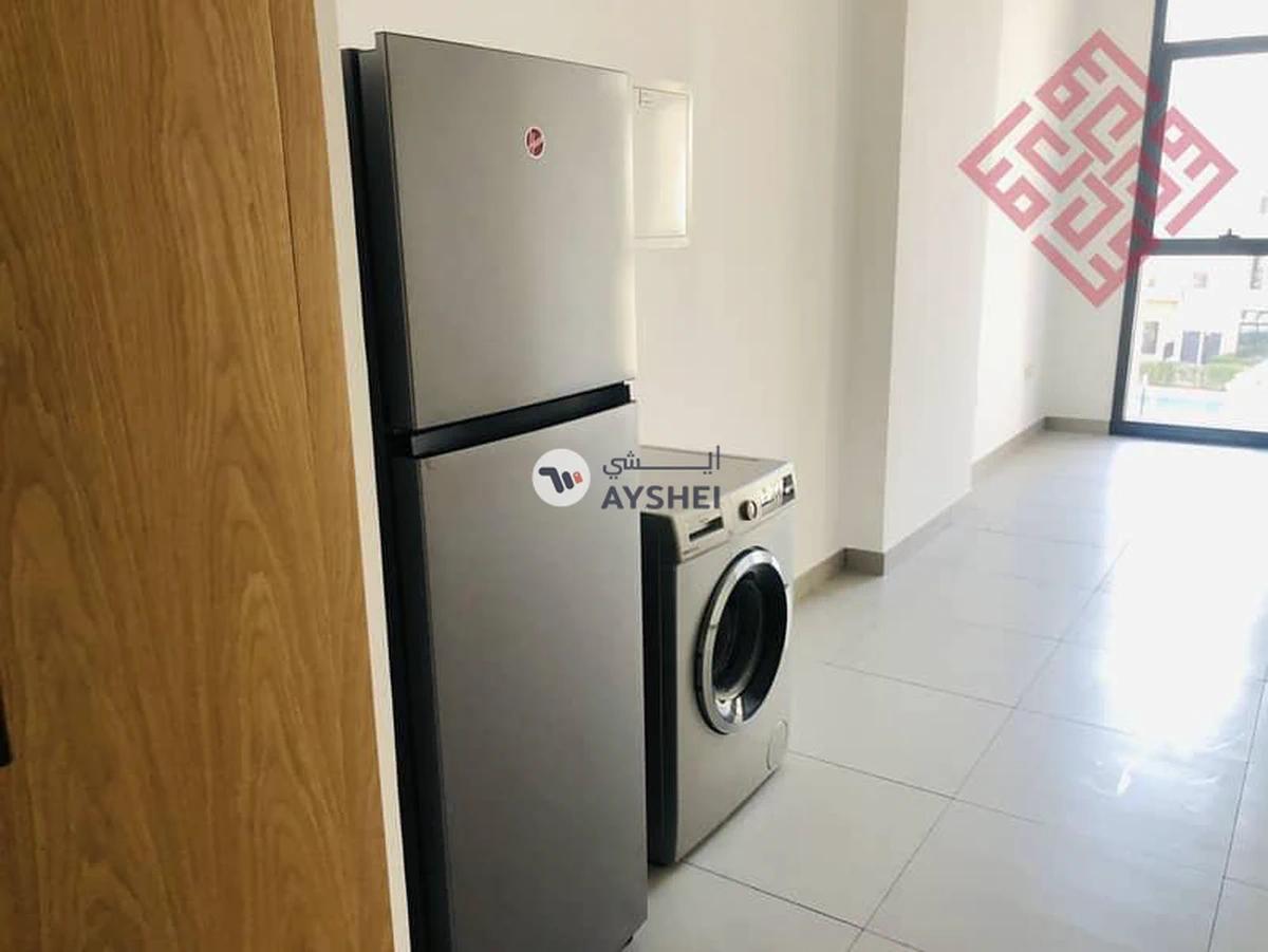 Spacious Studio | High floor | Community View |-11-11