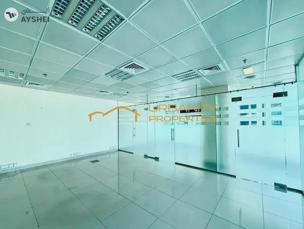 Bright unit | 3 parkings | High Floor | Spacious | Near Metro | Pantry/Washroom